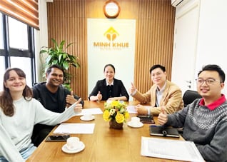 Buổi tiếp khách tại Văn phòng luật sư Luật Minh Khuê